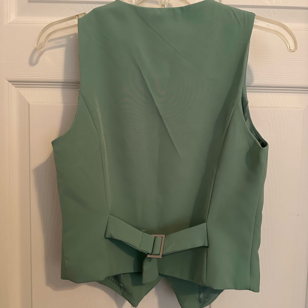Sincerely Jules Light Green Vest - Picture 3 of 3